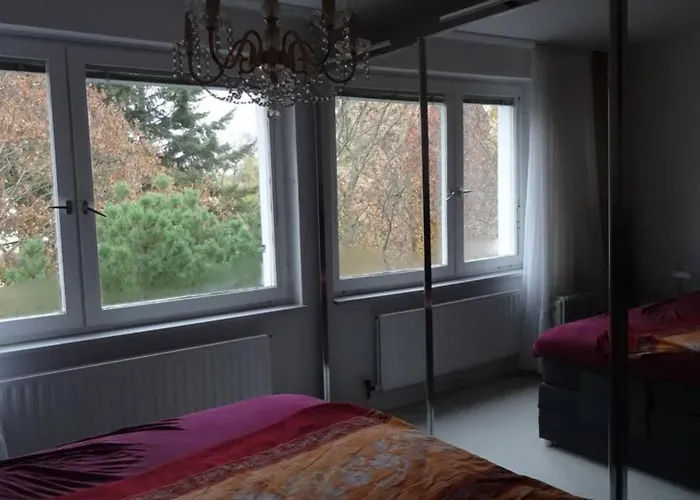 Schoene, Ruhige Wohnung In Berlin-Steglitz
