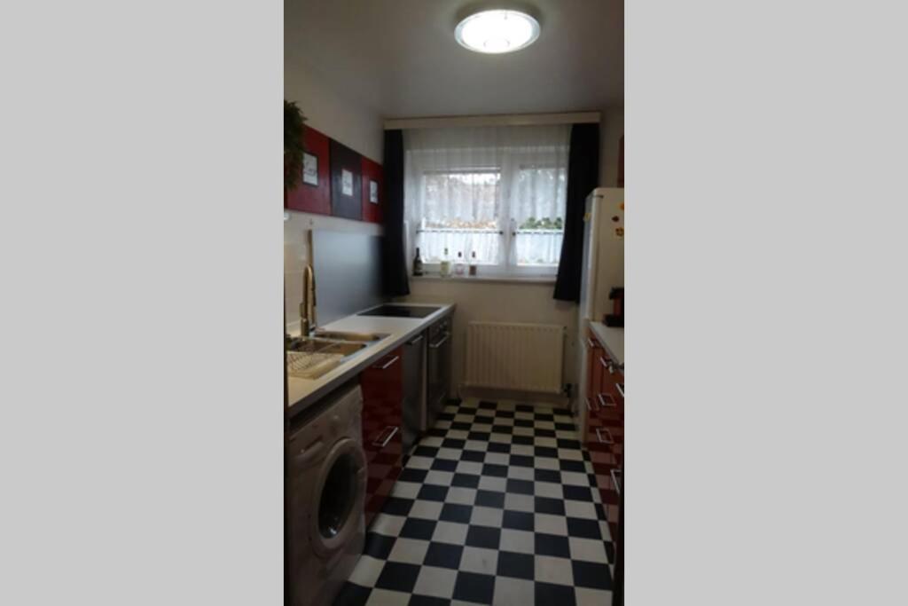Schoene, Ruhige In Berlin-steglitz Appartamento *